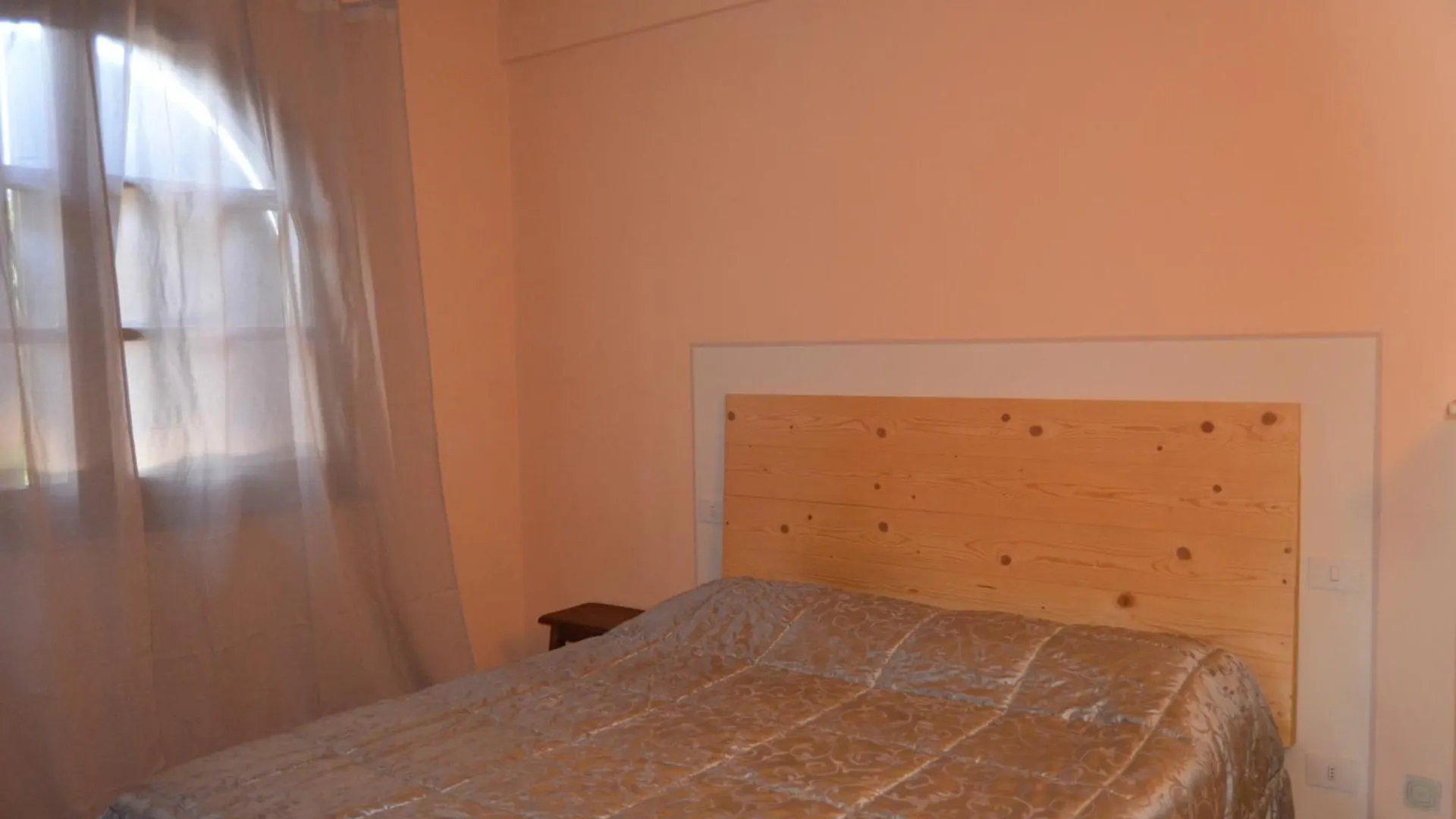 Country house La Valle Dei Peschi Guest House Vada Italy