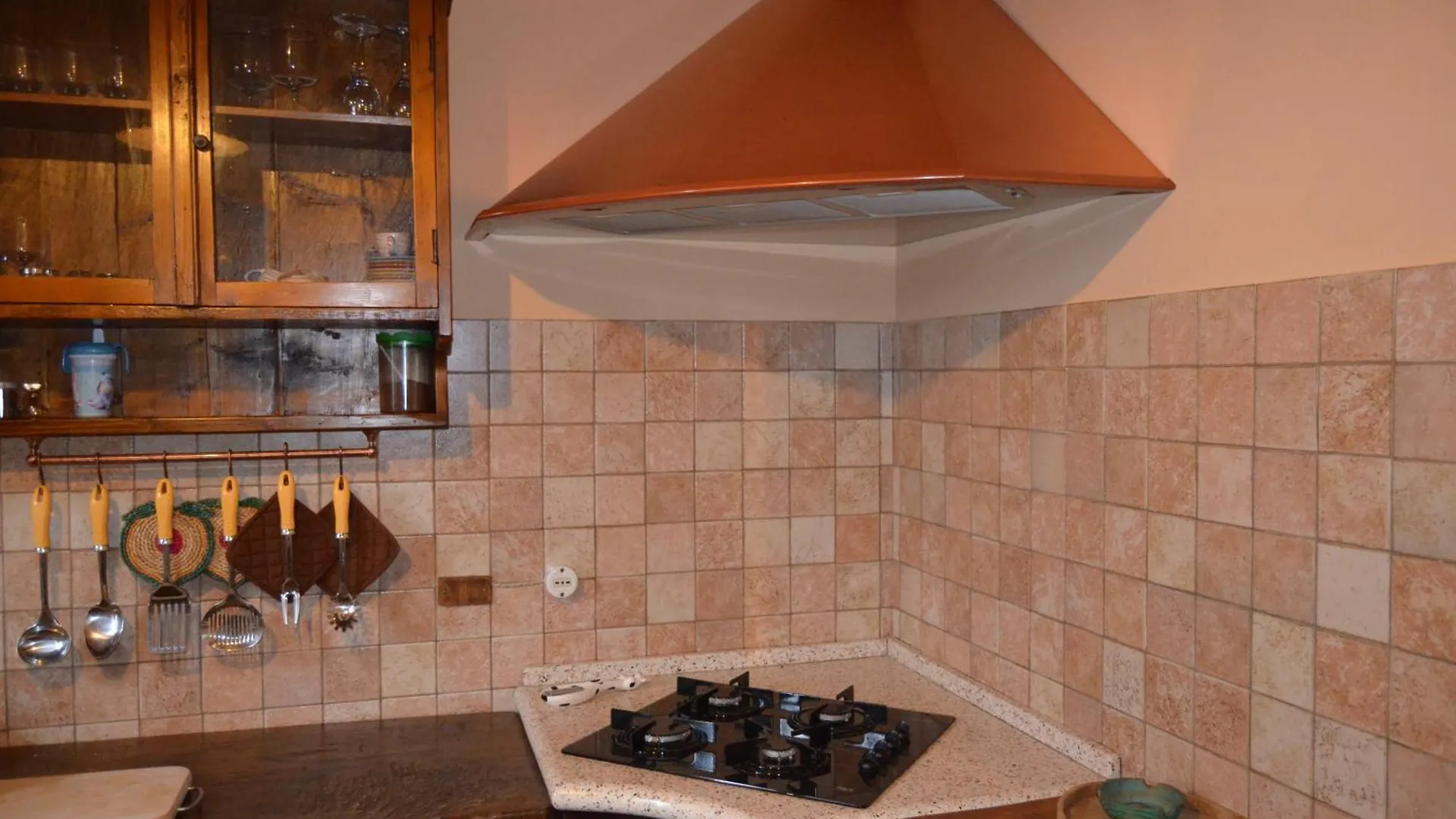 La Valle Dei Peschi Guest House Vada Italy