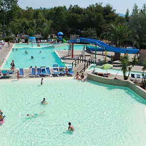3* Village de vacances Camping Village Baia Del Marinaio